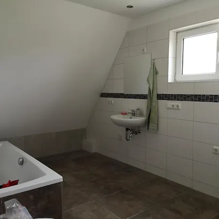 Apartment Monteurswohnung In Lübeck